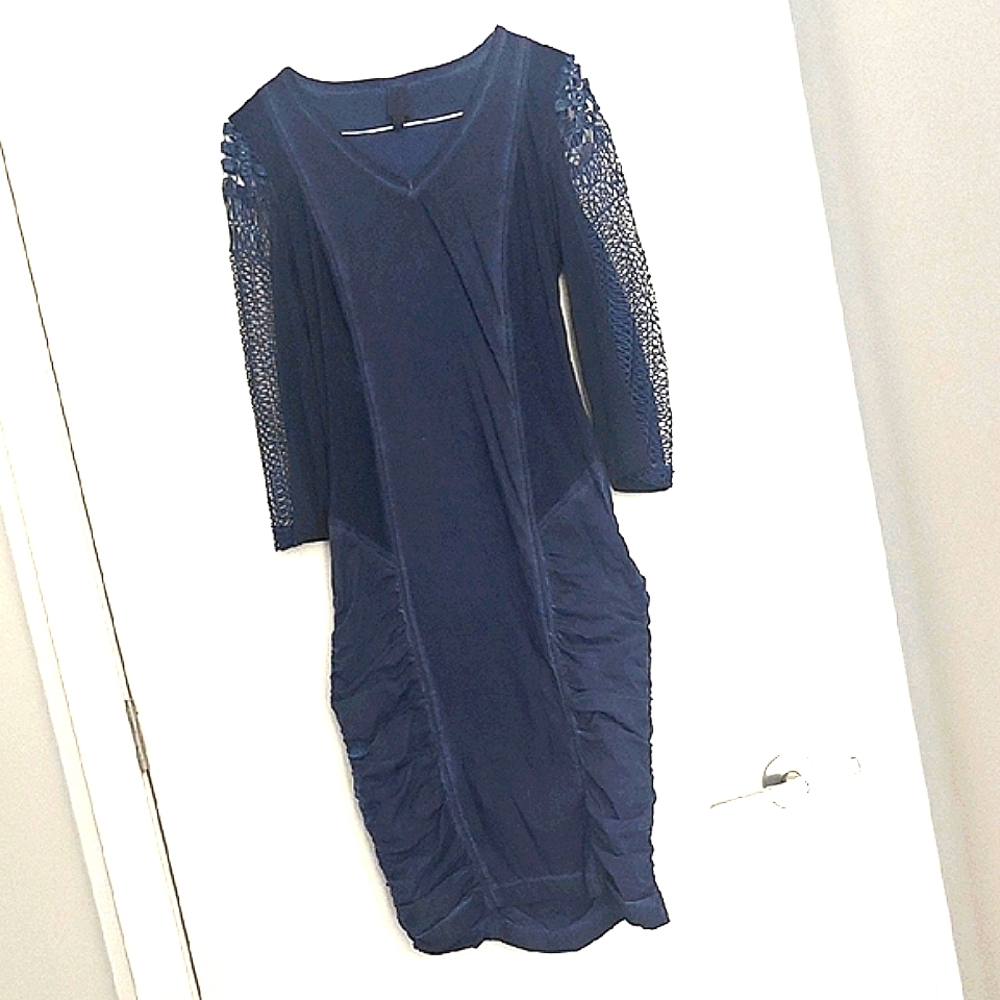 Blue Ruched Bodycon Cotton Dress with Lace Sleeves